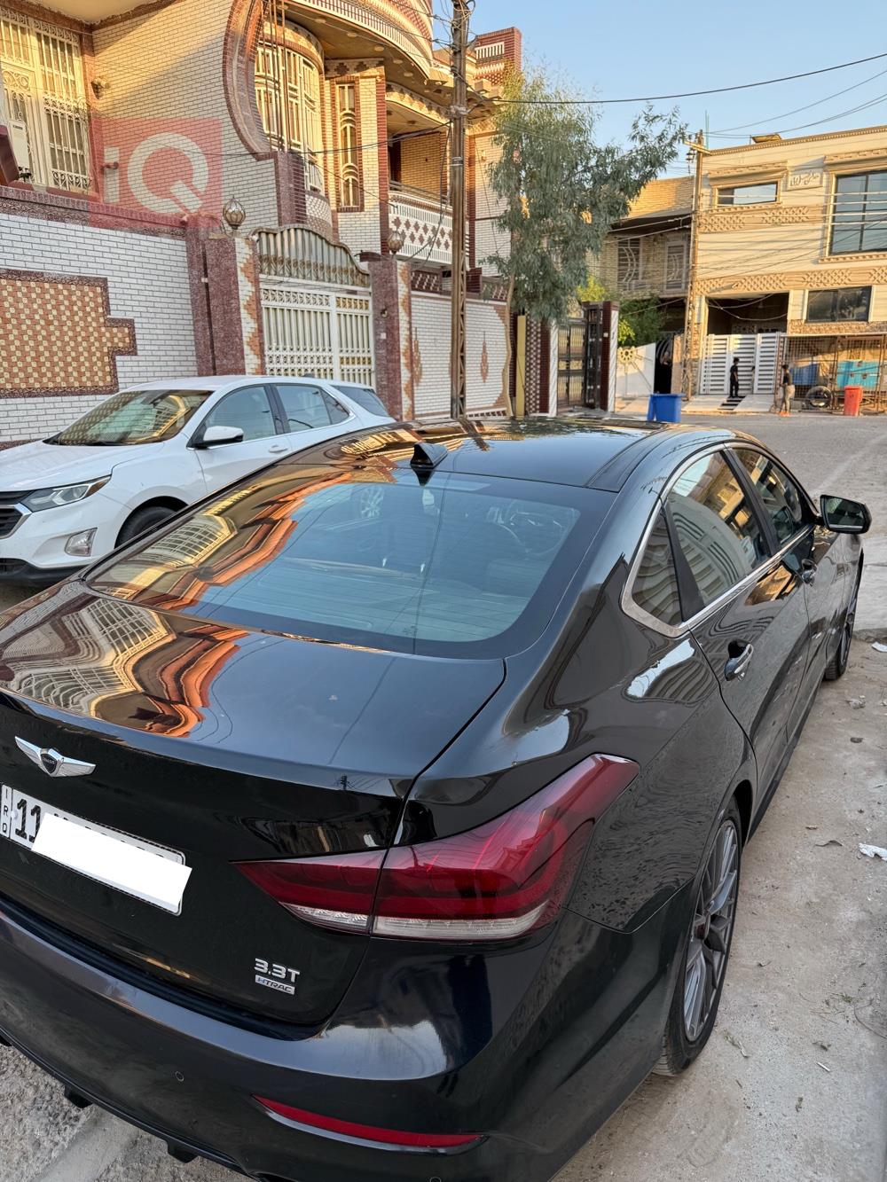 جنسس G80